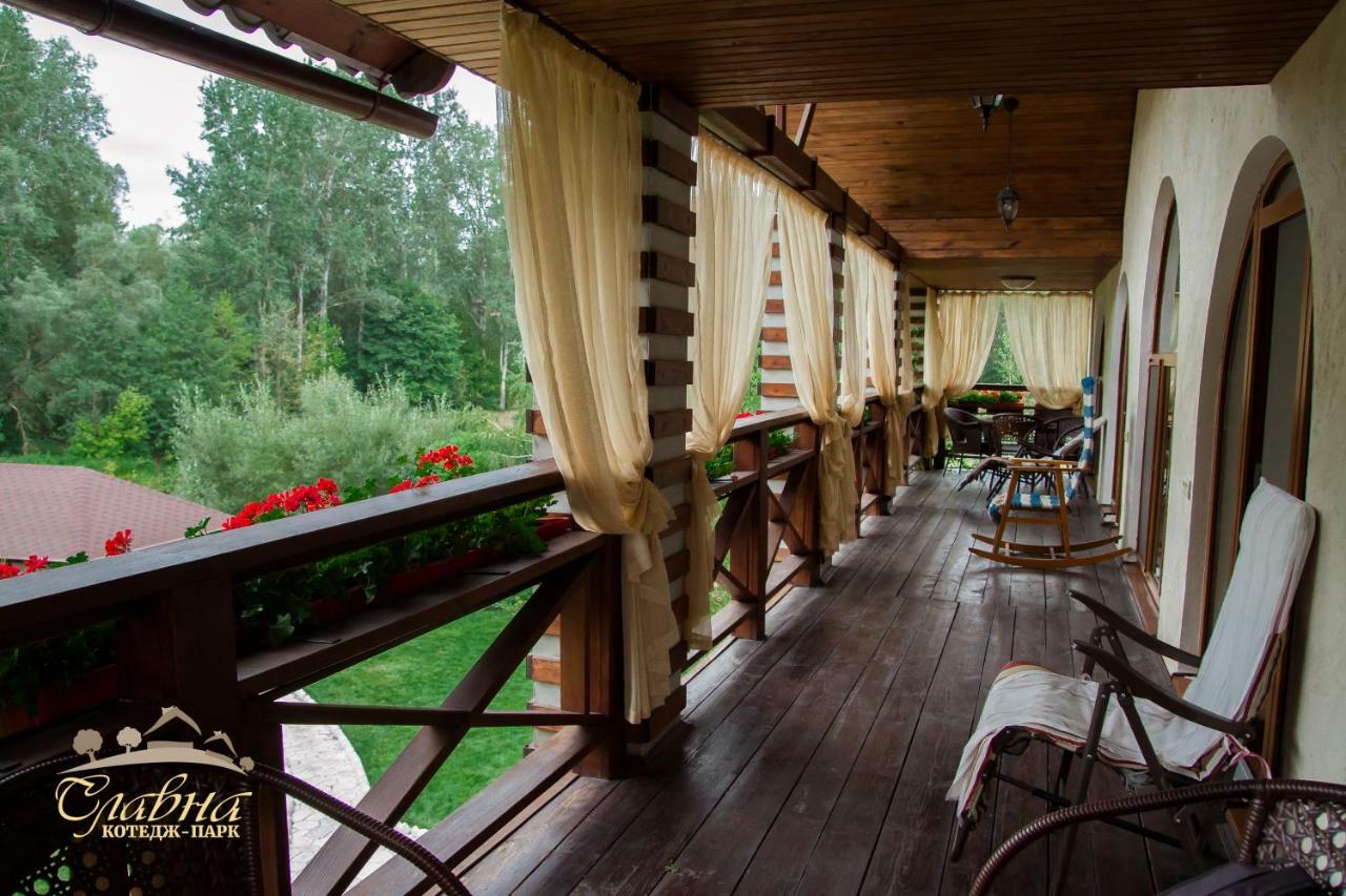 Котедж-Парк Славна Okhtyrka Exterior foto